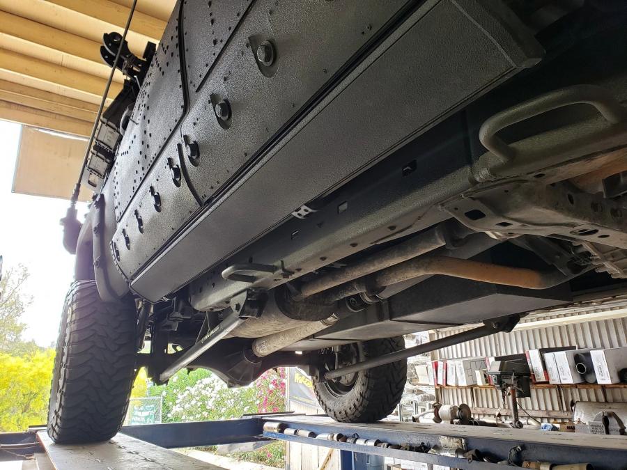  Toyota Tundra CrewMax 4x4 Zombie Apocalypse 2013 года  (фото 439 из 461)